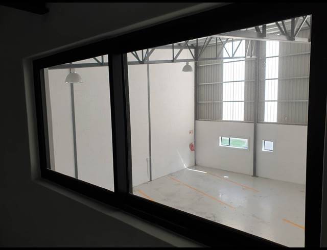 245M² WAREHOUSE TO LET IN RIVERGATE